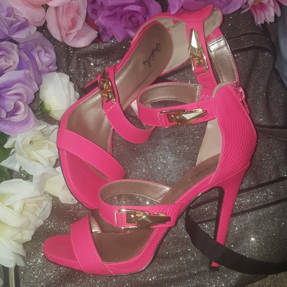 Qupid Heels